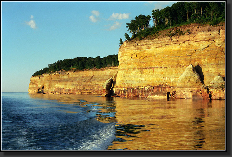 20020702-80-Pictured_Rocks