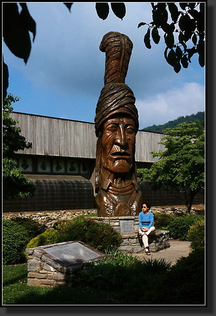 20030527-108-Cherokee_Museum