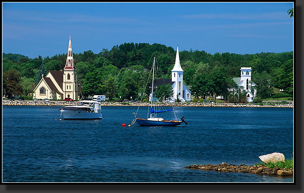 20030703-33-Mahone_Bay