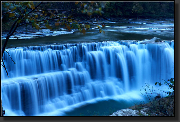 20041016-30-Lower-Letchworth-Falls