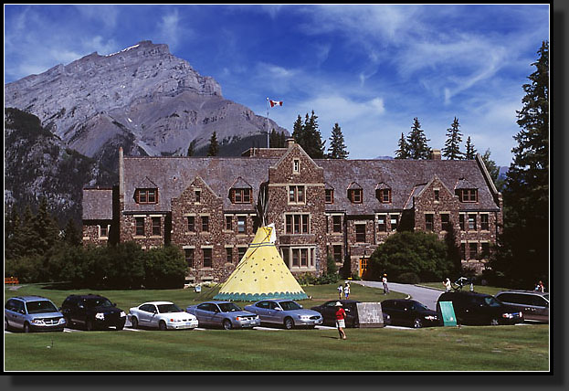 20050731-122-Cascade-Gardens,-Banff