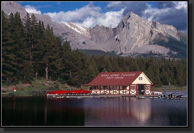 20050802-501-Lk-Maligne