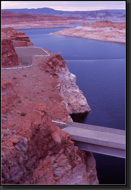 20061227-326-Glen-Canyon-Dam,-Lake-Powell,-Page-AZ