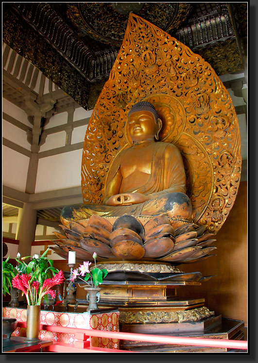 20070418-0189-Buddha-Amida-on-Lotus-Throne