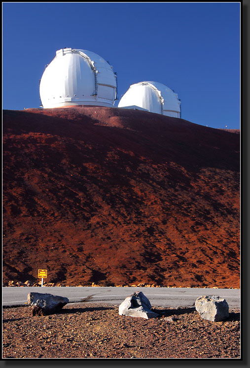 20070425-0779-W.M.Keck-Twin-Observatory