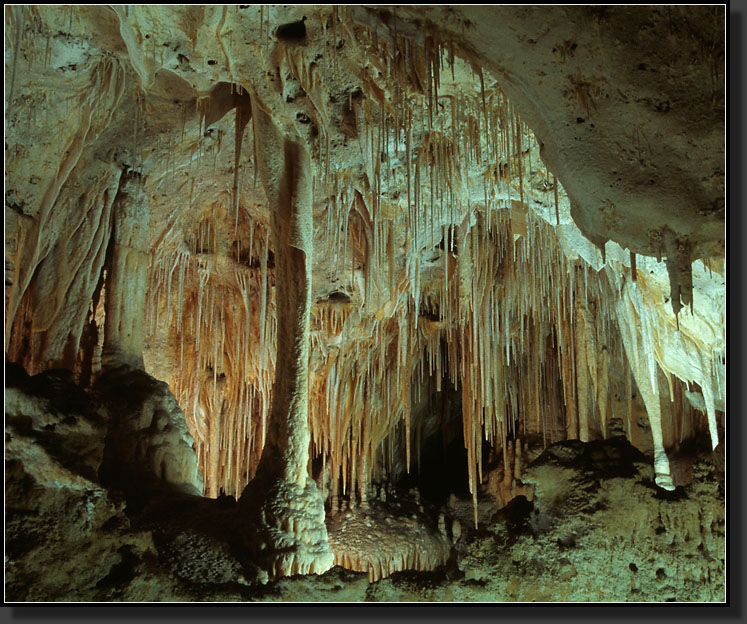 20030122-120-PaintedGrotto-CarlsbadCaverns-NM